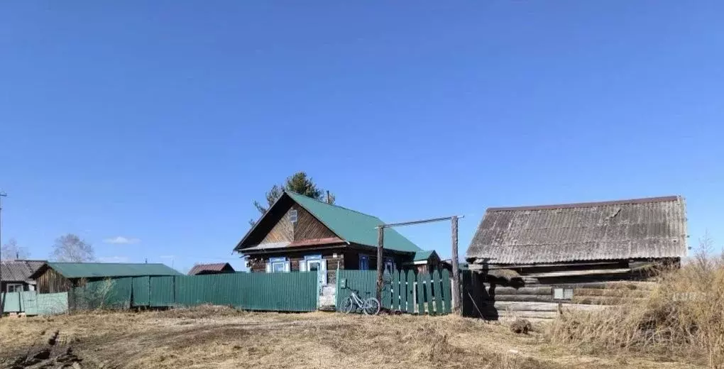 Дом в Хабаровский край, Имени Лазо район, с. Бичевая Шоссейный пер. ... - Фото 2