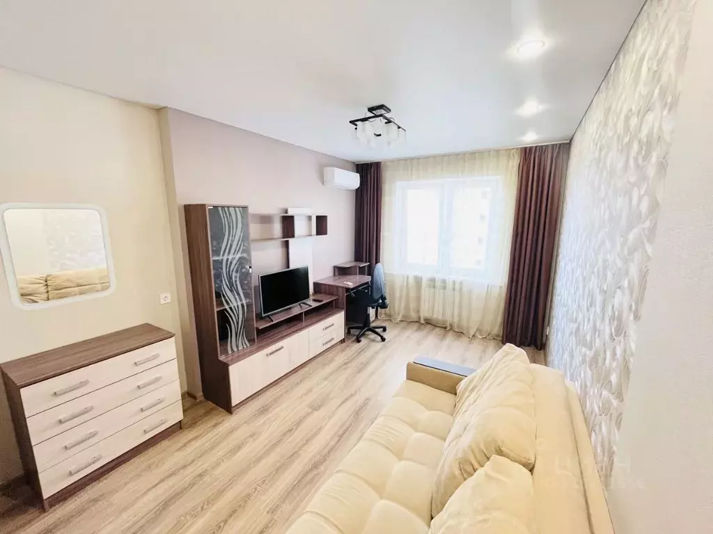 1-к кв. Саратовская область, Саратов проезд 4-й Волжский, 20 (42.0 м) - Фото 0