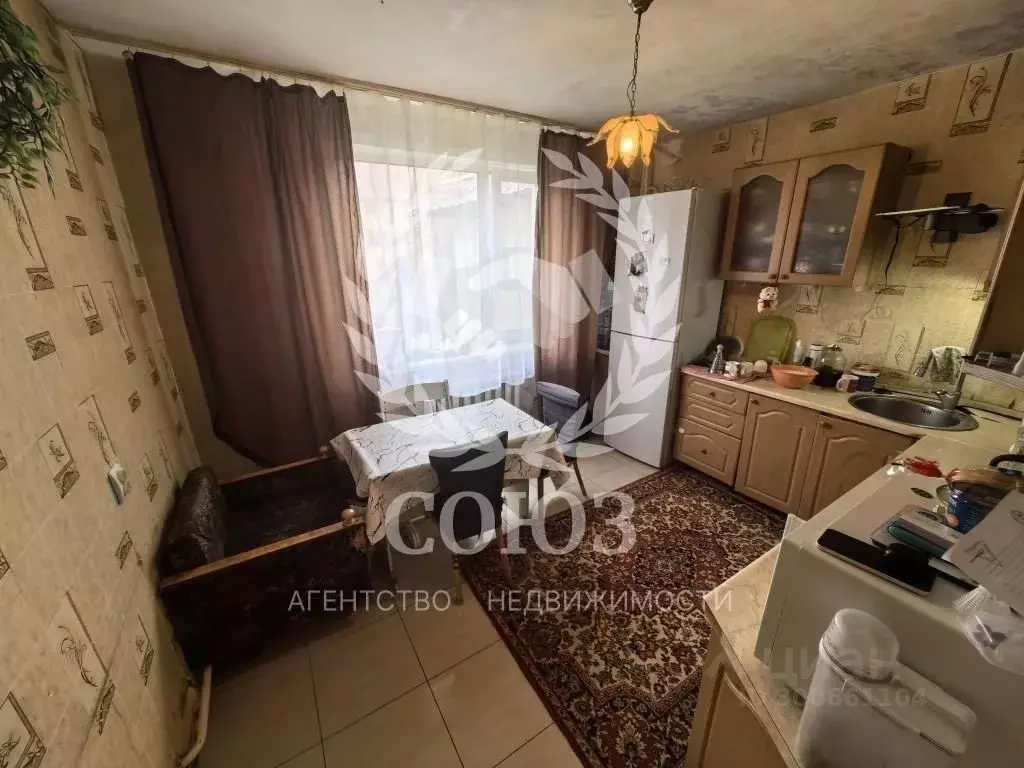 3-к кв. Калужская область, Калуга бул. Сиреневый, 4 (79.9 м) - Фото 2