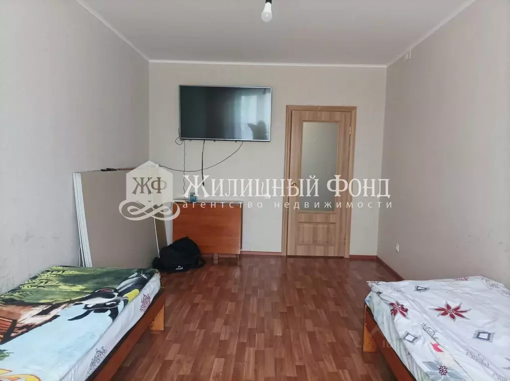 3-к кв. Курская область, Курск просп. Анатолия Дериглазова, 5 (76.9 м) - Фото 1