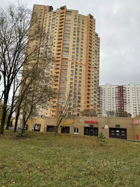 Гараж в Москва ул. Крылатские Холмы, 37 (15 м) - Фото 1