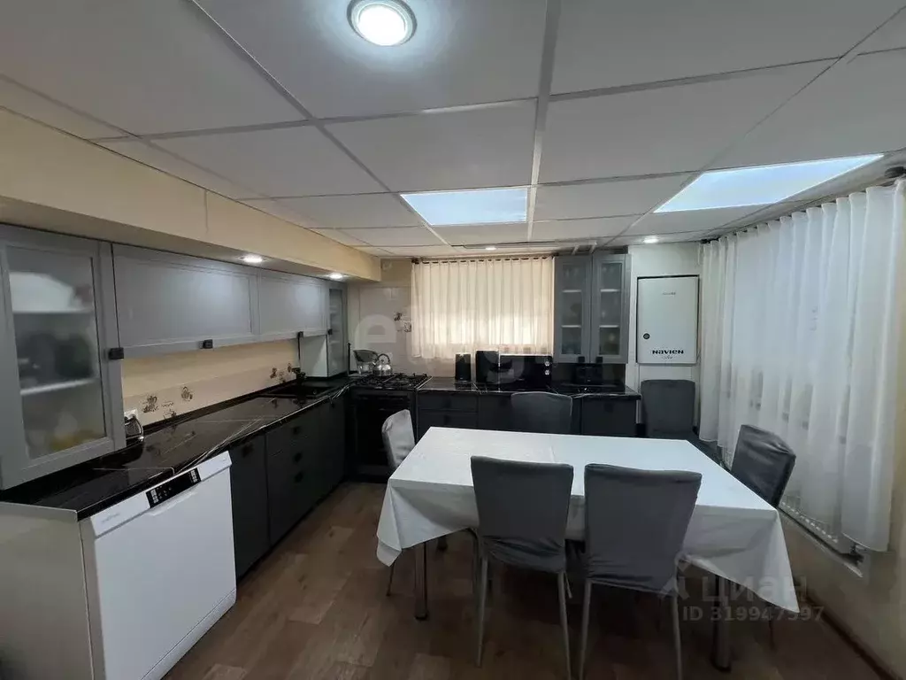 Дом в Ставропольский край, Ставрополь Урожайный проезд, 3 (130 м) - Фото 0