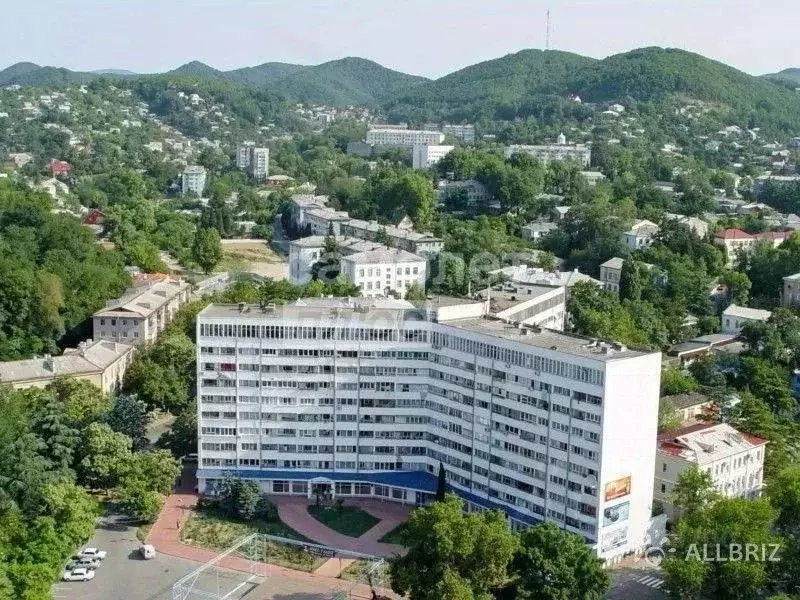 3-к кв. Краснодарский край, Туапсе ул. Карла Маркса, 1 (55.6 м) - Фото 1