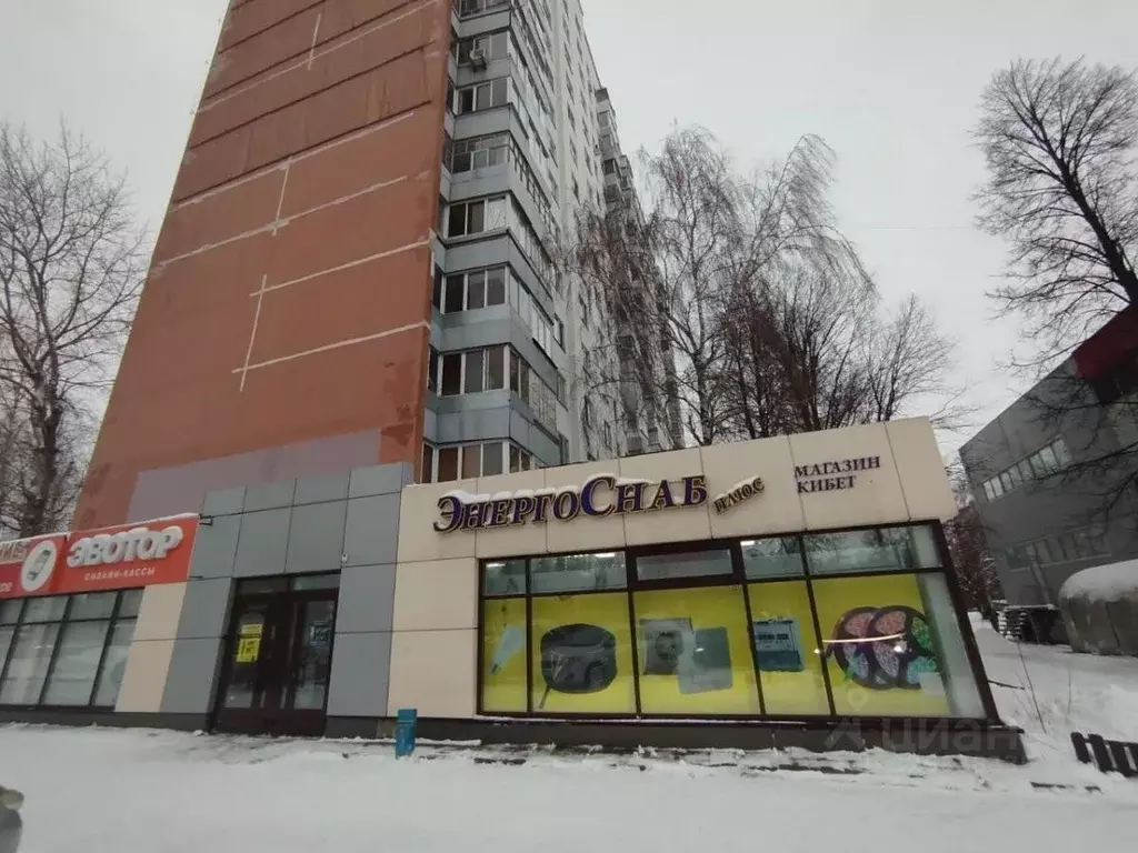 Помещение свободного назначения в Татарстан, Набережные Челны 7-й ... - Фото 1