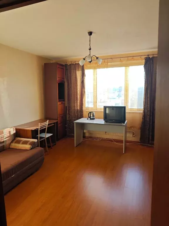 Продается комната в 3-комнатной квартире - Фото 0