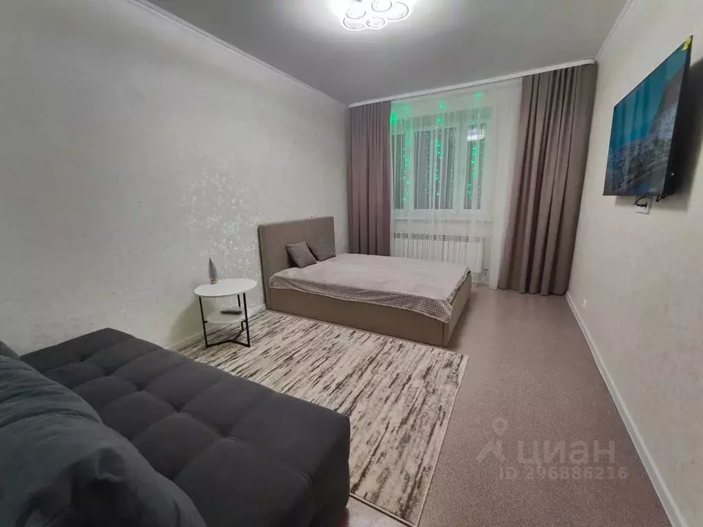 1-к кв. Татарстан, Альметьевск просп. Изаила Зарипова, 3 (34.0 м) - Фото 1