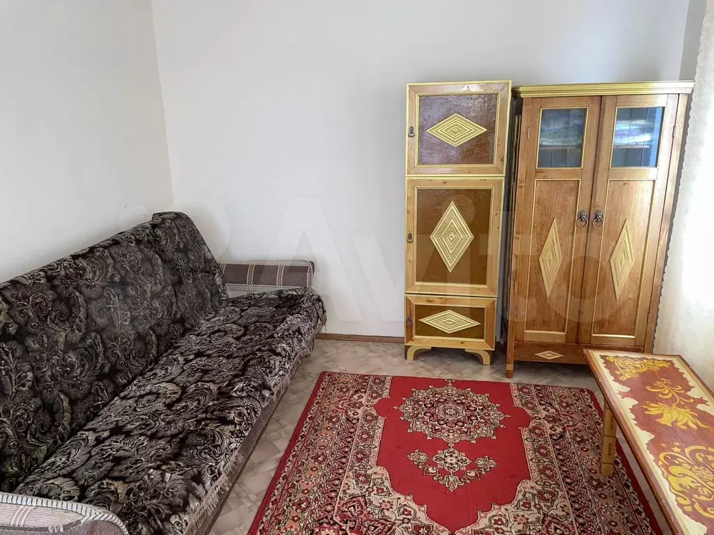 Комната 12 м в 2-к., 2/2 эт. - Фото 0