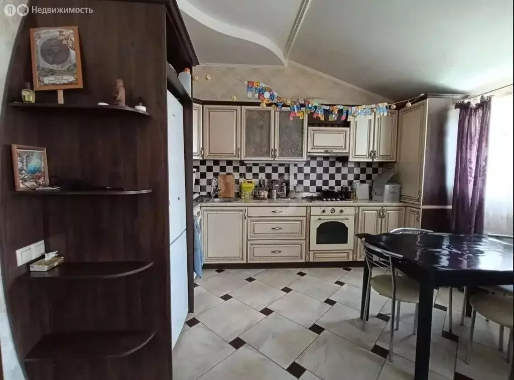 2-комнатная квартира: Симферополь, Камская улица, 27 (77.9 м) - Фото 2