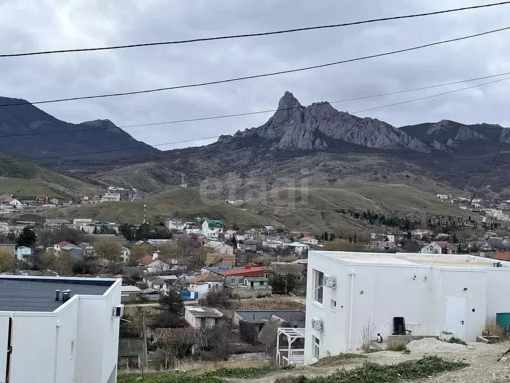 Участок в Крым, Феодосия муниципальный округ, Коктебель пгт ул. ... - Фото 0