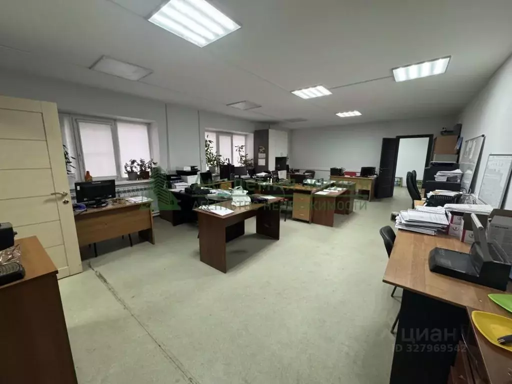 Помещение свободного назначения в Саратовская область, Саратов Деловая ... - Фото 1