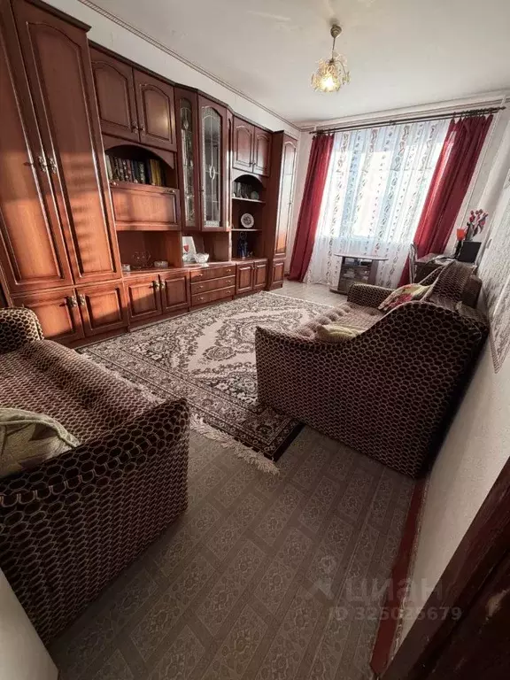 2-к кв. Псковская область, Великие Луки ул. Корниенко, 1 (52.4 м) - Фото 1