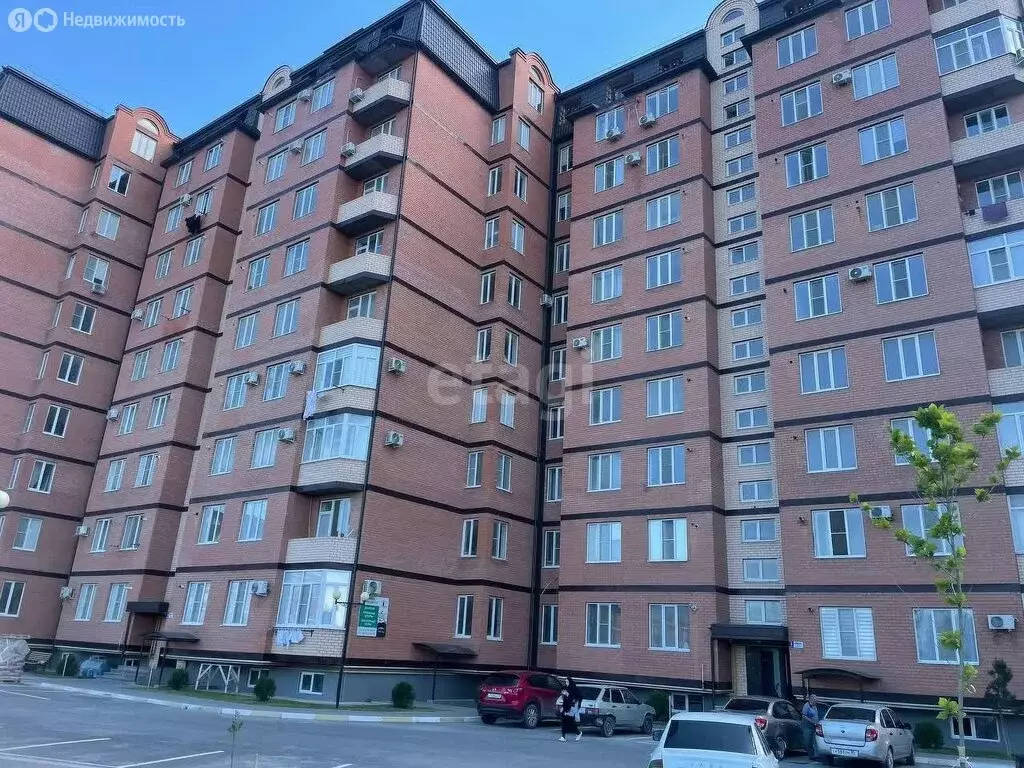 2-комнатная квартира: Каспийск, улица Рамзеса Небиева, 16М (56.1 м) - Фото 0