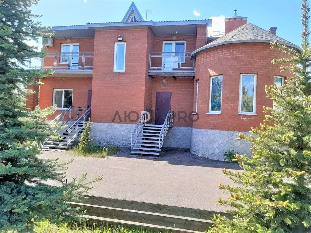 Коттедж в Саратовская область, Энгельс ул. Пятница, 20 (202 м) - Фото 2