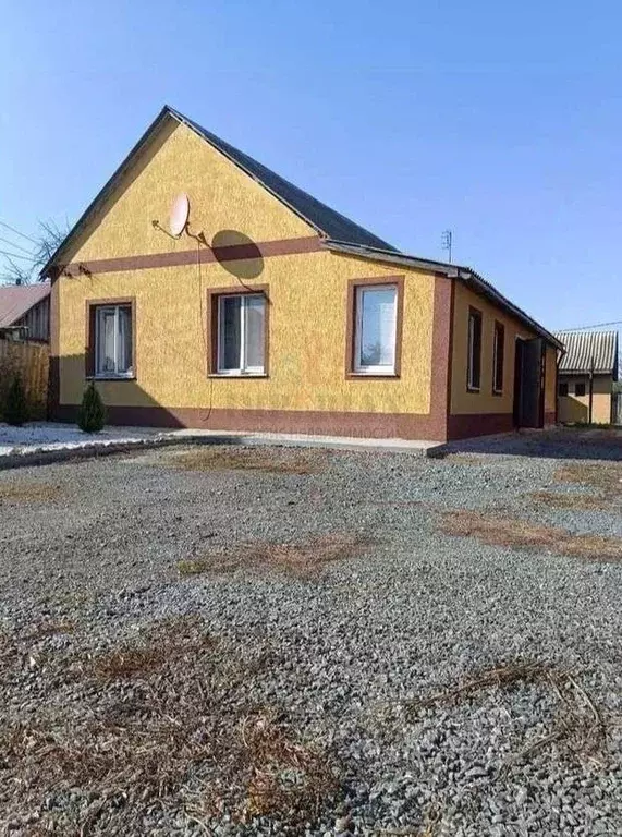 Дом в Белгородская область, Шебекинский муниципальный округ, с. ... - Фото 1