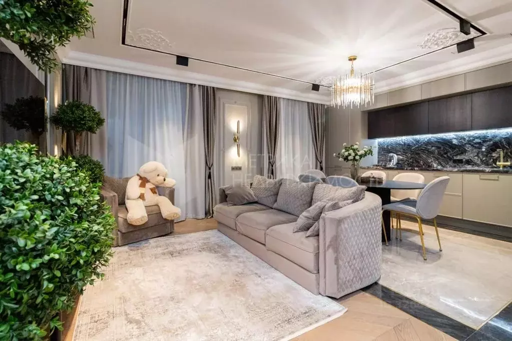 3-к кв. Тюменская область, Тюмень ул. Раушана Абдуллина, 7 (120.0 м) - Фото 1