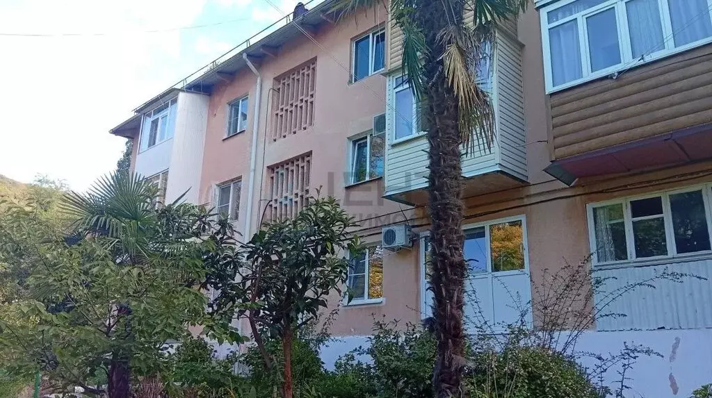 3-комнатная квартира: Сочи, микрорайон Совет-Квадже, Сибирская улица, ... - Фото 2