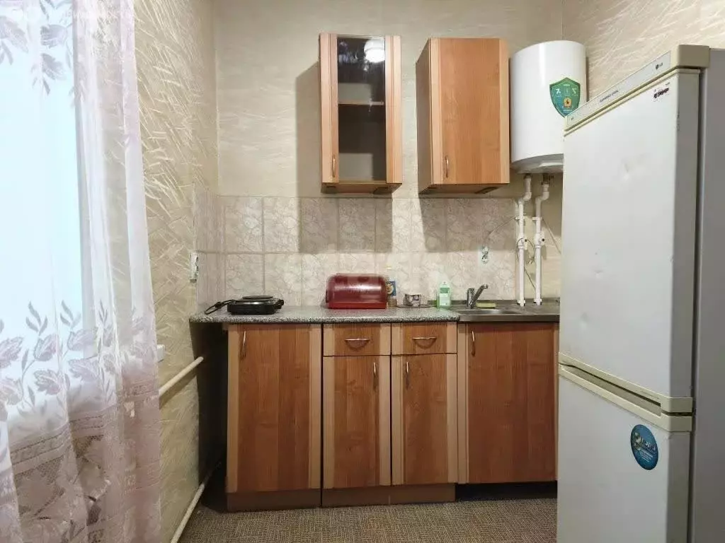 1к в 4-комнатной квартире (48.2 м) - Фото 1