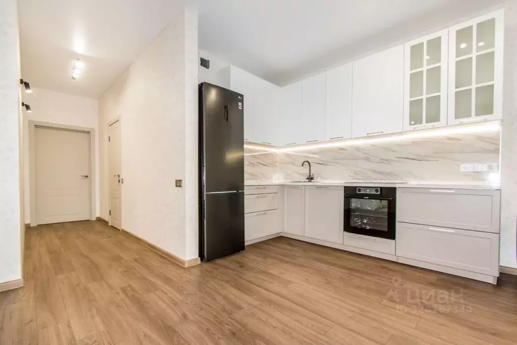 2-к кв. Свердловская область, Екатеринбург ул. Нагорная, 16 (92.7 м) - Фото 2