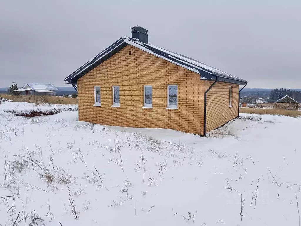 Дом в Удмуртия, Воткинский район, с. Июльское ул. Пограничная (80 м) - Фото 0