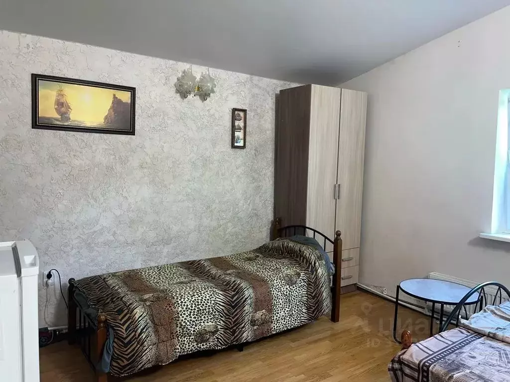 Комната Крым, Евпатория туп. Матвеева, 2/9 - Фото 1