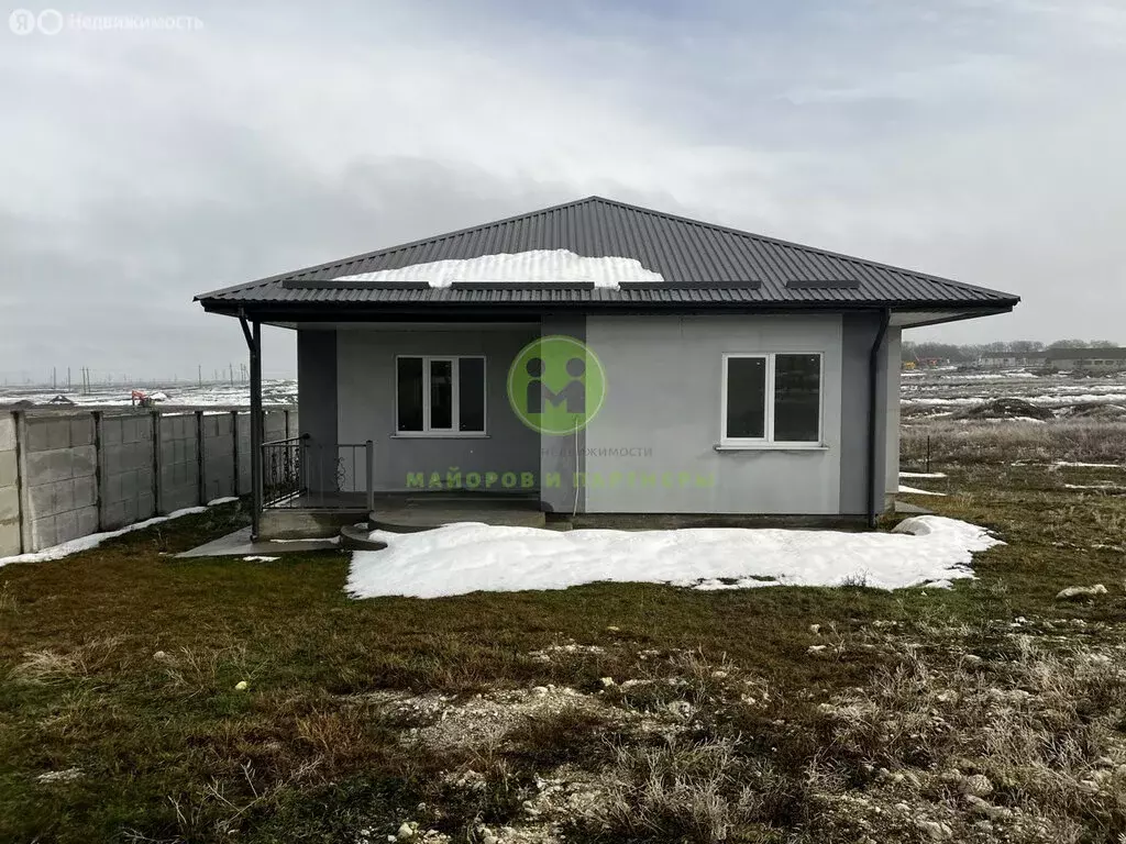 Дом в Симферопольский район, село Трудовое (120 м) - Фото 2