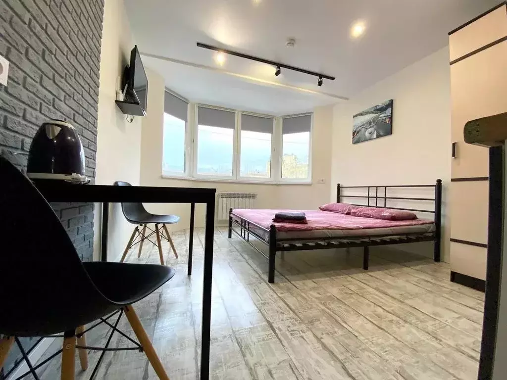 1-к кв. Санкт-Петербург ул. Швецова, 8 (18.0 м) - Фото 0