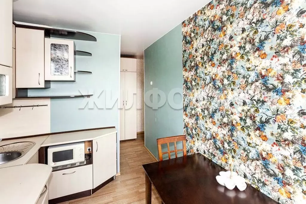 2-к кв. Алтайский край, Барнаул ул. Шумакова, 32 (43.6 м) - Фото 1