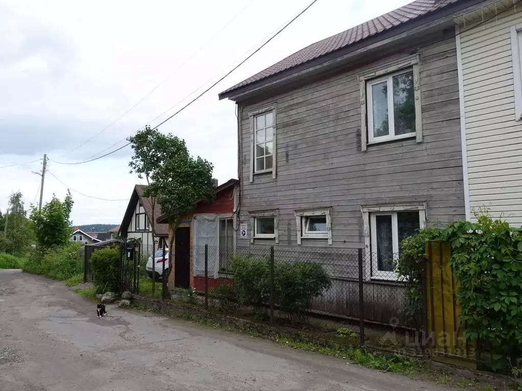 4-к кв. Карелия, Сортавала Восточная ул., 5 (107.8 м) - Фото 1
