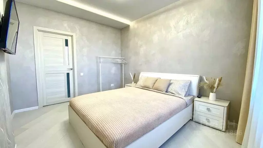 1-к кв. Татарстан, Казань Комсомольская ул., 2 (64.0 м) - Фото 2