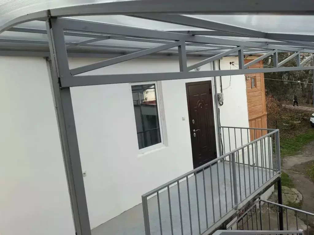 Студия Ставропольский край, Кисловодск ул. Российская, 4 (22.0 м) - Фото 2