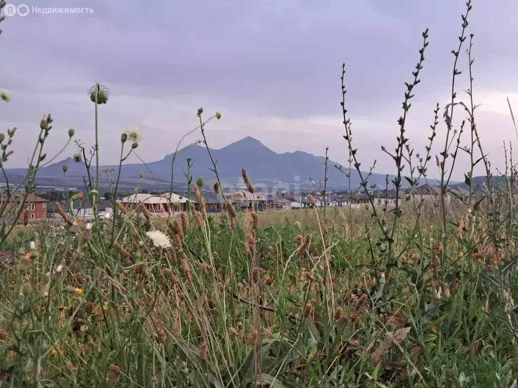 Участок в село Юца, Дальняя улица (6.5 м) - Фото 0