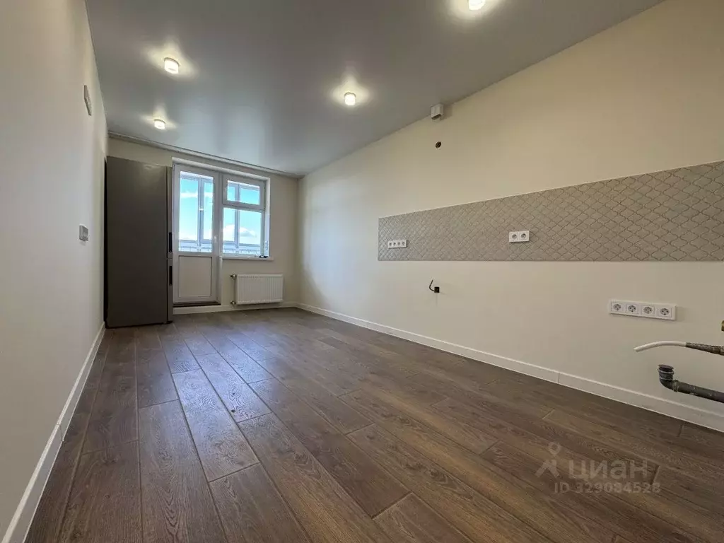 2-к кв. Чувашия, Чебоксары ул. Петрова, 9к1 (75.7 м) - Фото 1