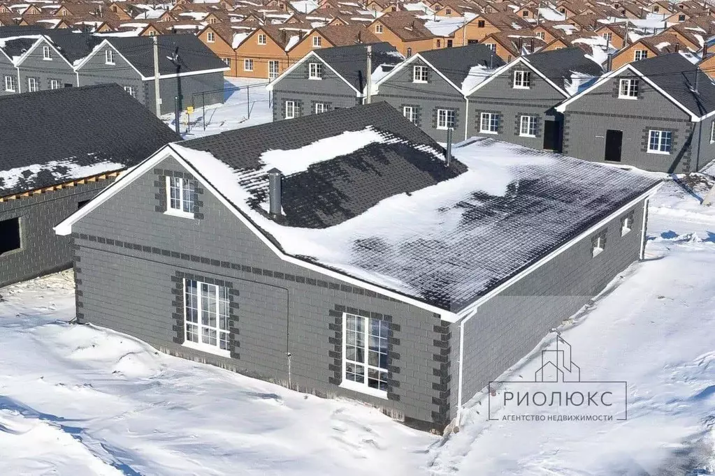 Дом в Челябинская область, Магнитогорск Раздолье кп,  (280 м) - Фото 2