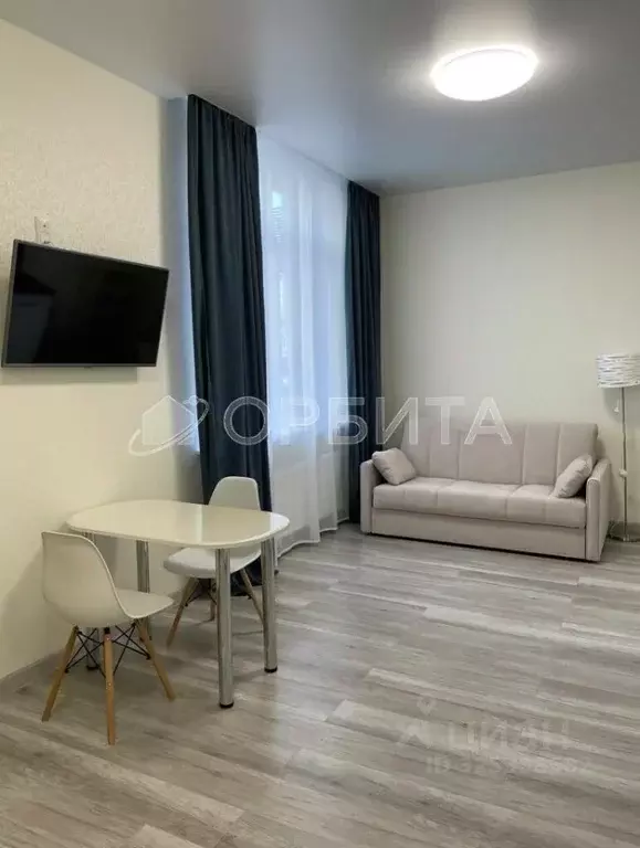 Студия Тюменская область, Тюмень ул. Первооткрывателей, 10 (30.9 м) - Фото 1