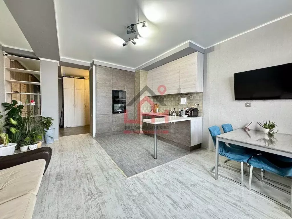 3-к кв. Ставропольский край, Ессентуки Новопятигорская ул., 1/2 (99.5 ... - Фото 1