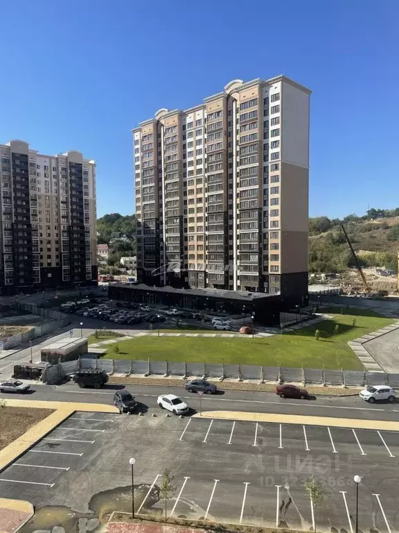 3-к кв. Крым, Симферопольский район, с. Мирное ул. Крымской Весны, 6к1 ... - Фото 1