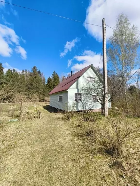 Дом в Ленинградская область, Тихвинское городское поселение, Теплухино ... - Фото 2