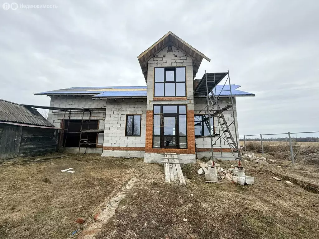 Дом в Медведевский район, Шойбулакское сельское поселение, деревня ... - Фото 1