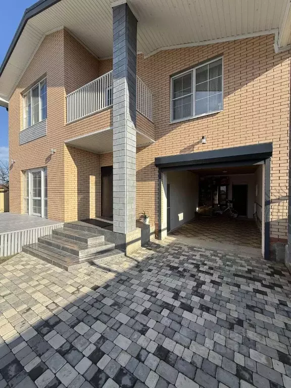 Дом в Краснодарский край, Белореченск Больничная ул. (205 м) - Фото 2