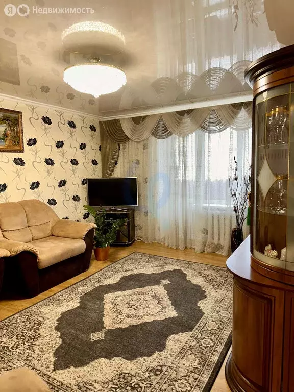 3-комнатная квартира: Адыгейск, Пролетарская улица, 13 (65 м) - Фото 1