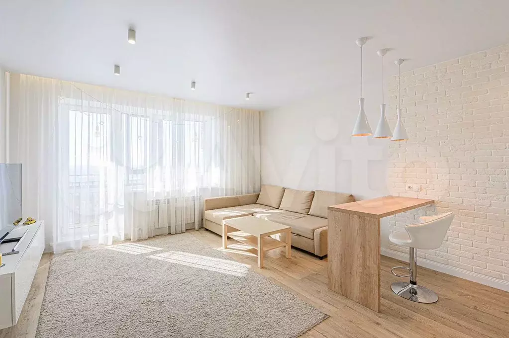 Квартира-студия, 32,8 м, 15/18 эт. - Фото 0
