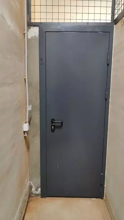 Гараж в Санкт-Петербург ул. Парфеновская, 6к2 (10 м) - Фото 1