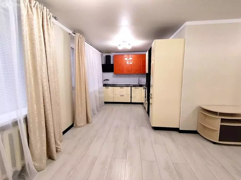 4-комнатная квартира: Новый Оскол, Ливенская улица, 142 (88.4 м) - Фото 2