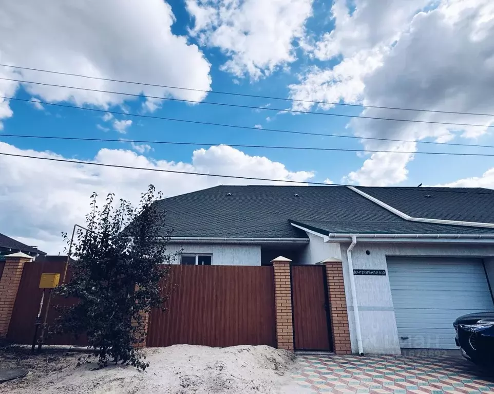 Дом в Волгоградская область, Среднеахтубинский район, Ахтубинское ... - Фото 2