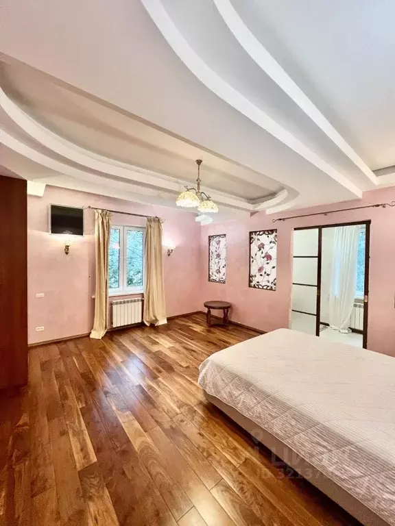 4-к кв. Краснодарский край, Сочи Центральный мкр, ул. Орджоникидзе, 30 ... - Фото 2