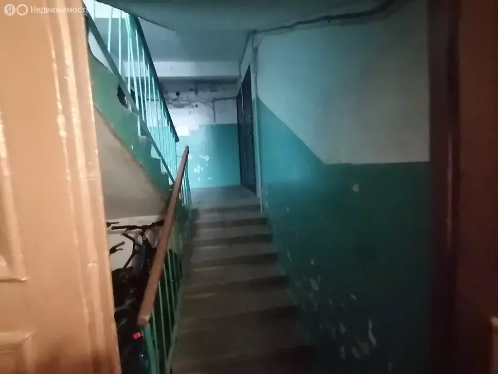 3-комнатная квартира: Каменск-Уральский, микрорайон Октябрьский, улица ... - Фото 2