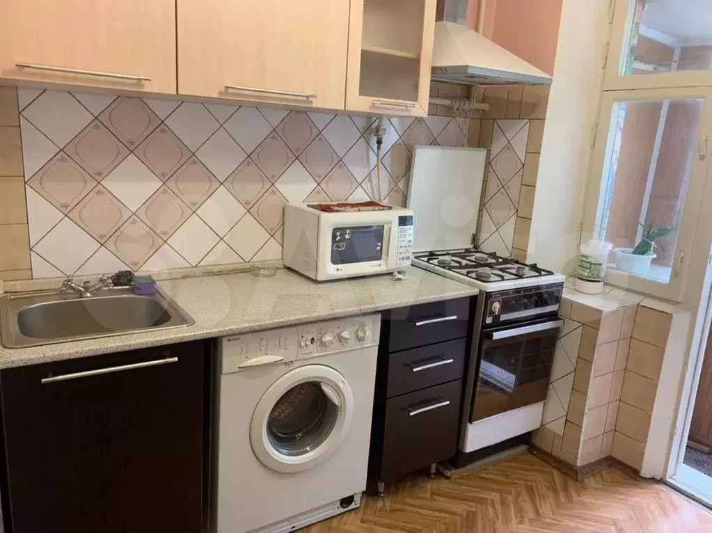 2-к. квартира, 46 м, 1/5 эт. - Фото 1