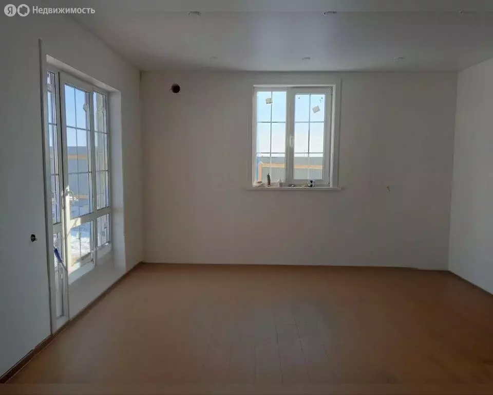 Дом в село Хомутово, Липовая улица (220 м) - Фото 2