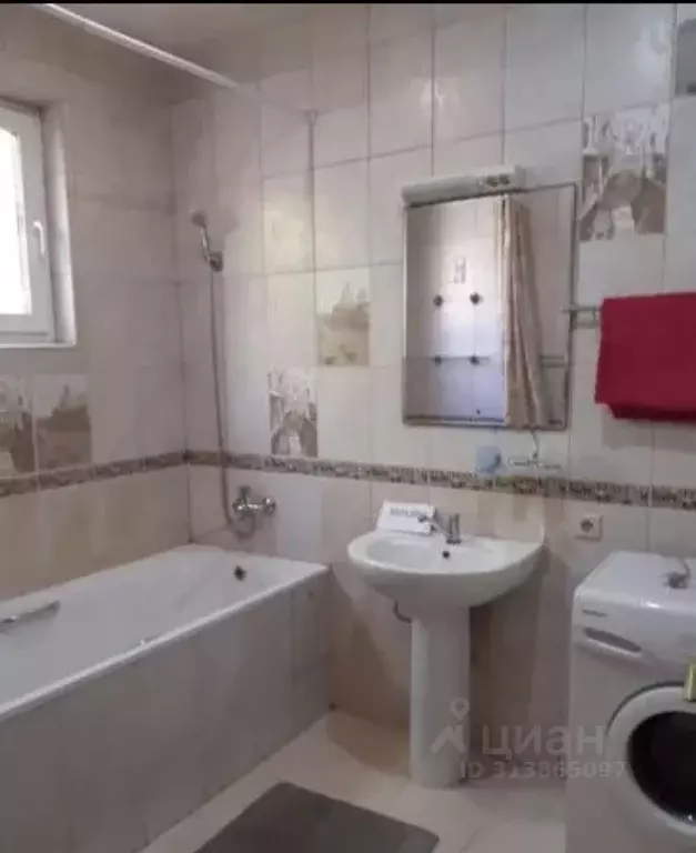Дом в Краснодарский край, Туапсе Трудовая ул., 9 (99 м) - Фото 1