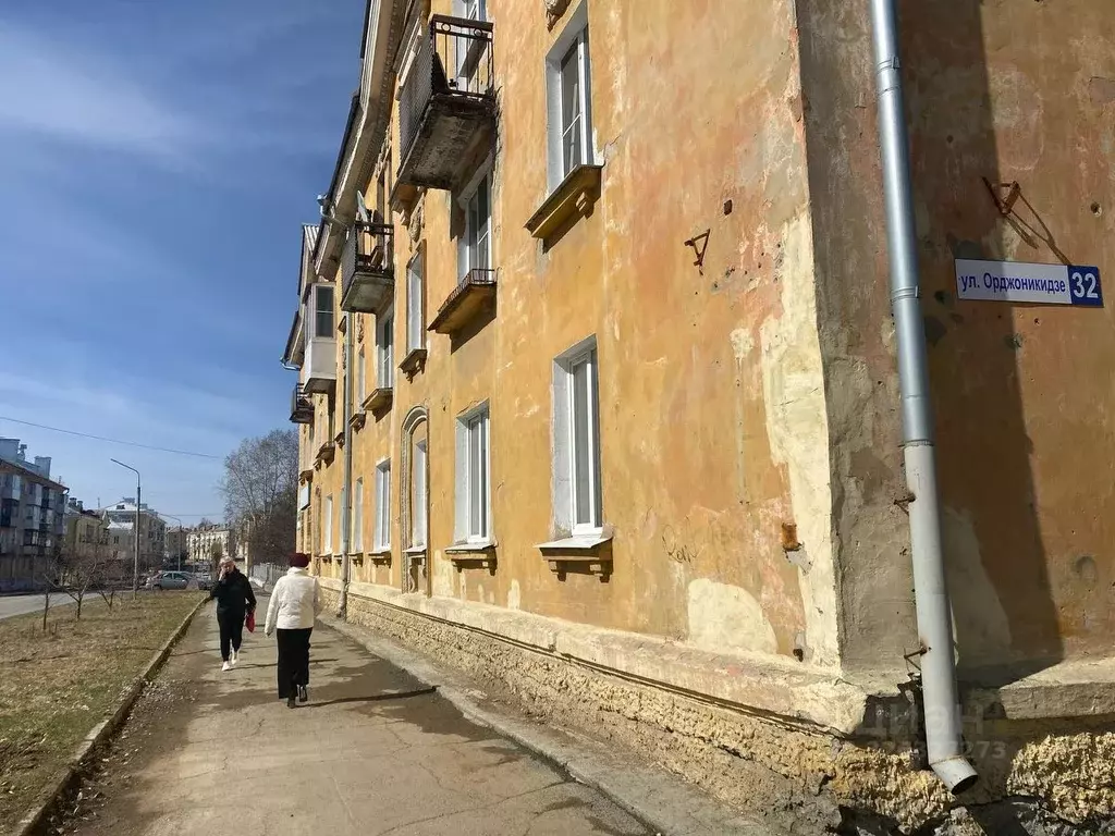 3-к кв. Свердловская область, Лесной ул. Орджоникидзе, 32 (66.9 м) - Фото 1